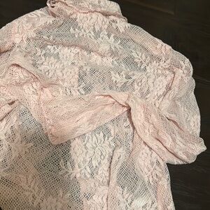 Elegant Pink Lace Women's Robe